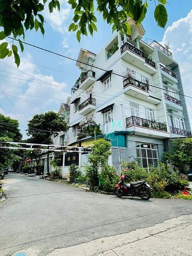 Hình ảnh 195m2 đất lô góc 2 mặt tiền cách ngã tư Bà Điểm 300m chỉ 7.3