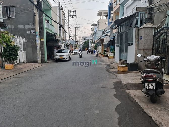 Hình ảnh Bán Nhà Gấp 5 Tầng mới 100% Lê Trọng Tấn, Bình Tân, Hẻm 8m.