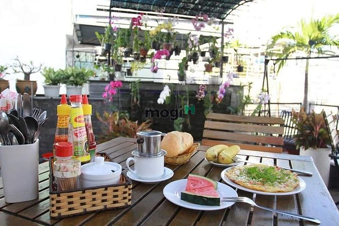 Hình ảnh Quận 1 - Khách sạn 7 tầng - 27 phòng