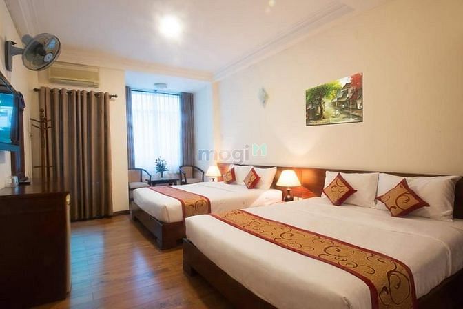 Hình ảnh Quận 1 - Khách sạn 7 tầng - 27 phòng