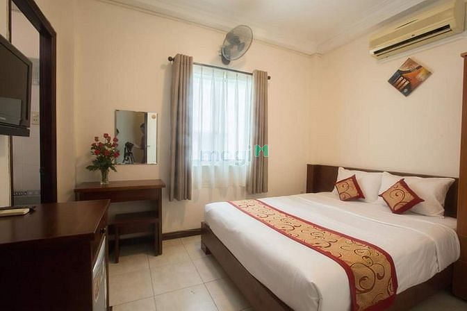 Hình ảnh Quận 1 - Khách sạn 7 tầng - 27 phòng