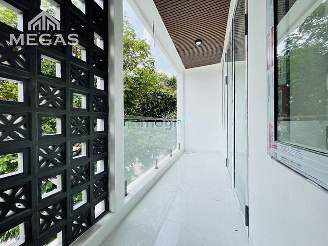 Hình ảnh Căn Hộ Ban Công Full Nội Thất - Ngay HuTech