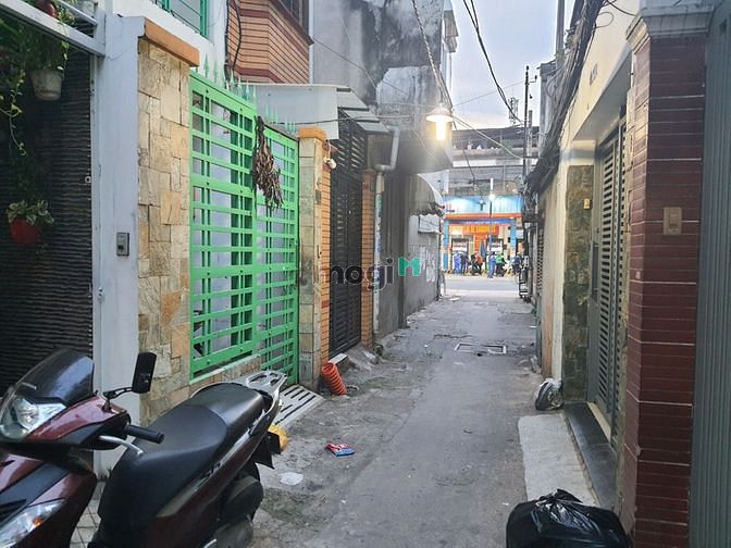 Hình ảnh Bán nhà 273/6 Nguyễn Đình Chiểu; 3 lầu + ST