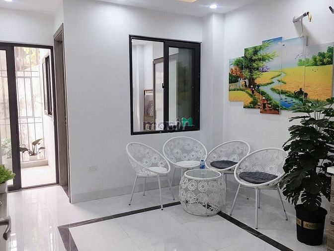 Hình ảnh Giá Rẻ. Bán Chung cư Phạm Ngọc Thạch-Đống Đa-Sổ Hồng
