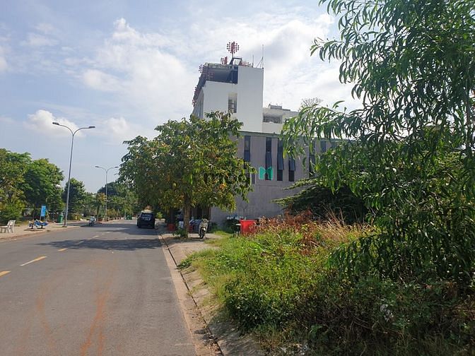 Hình ảnh Bán lô đất 3 MT đg Thân Văn Nhiếp- An Phú - Quận 2. DT: 16x20. 173tr/m
