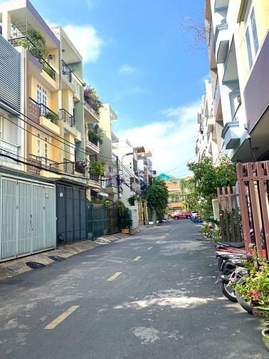 Hình ảnh Cho thuê nhà đối diện Emart Phan Văn  Trị p5 Gò Vấp giá tốt.