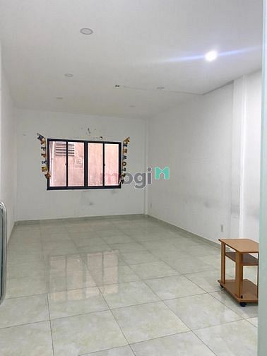 Hình ảnh Cho thuê nhà đối diện Emart Phan Văn  Trị p5 Gò Vấp giá tốt.