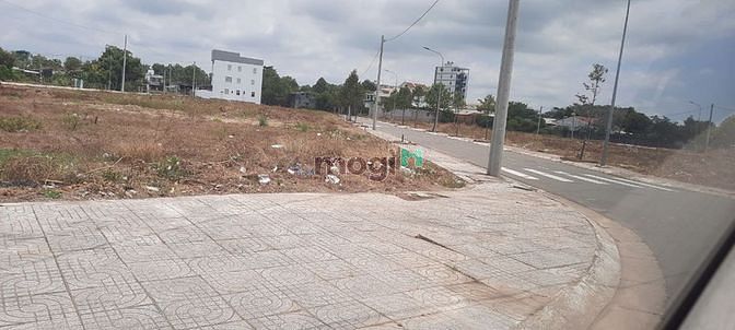 Hình ảnh Cần bán lô đất Gần Cổng Chào KDL Long Hải