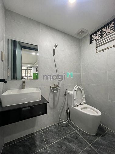 Hình ảnh Căn Hộ Hiện Đại Xịn Xò Với Thiết Kế Sang Trọng