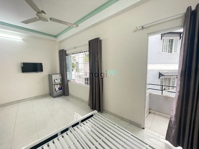 Hình ảnh Phòng mới xây 40m2 CHỈ 5tr9 gần Q1