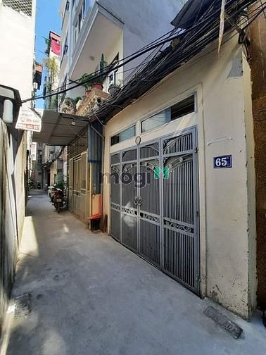 Hình ảnh Bán mảnh đất phố Cổ Nhuế, diện tích 50m2 , gần phố, giá 3.3 TỶ