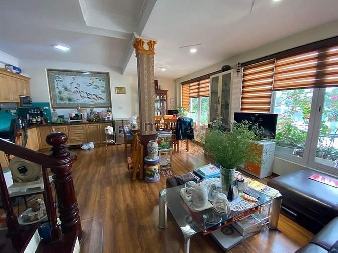 Hình ảnh Đẳng cấp! Vỉa hè kinh doanh, View hồ Hoàng Cầu!