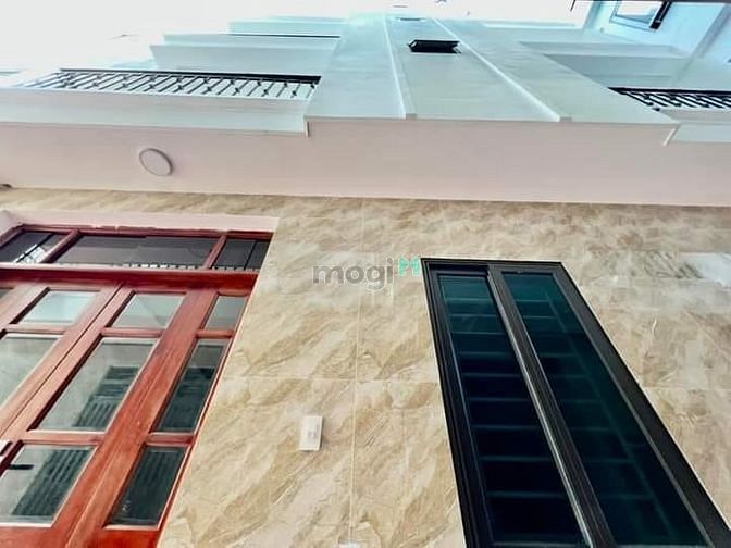 Hình ảnh 3,3 tỷ, nhà Đức Diễn, 5T, MT 5m, 45m2 mới tinh
