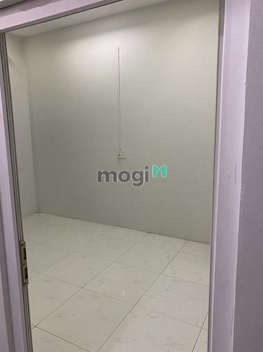 Hình ảnh HOT! Cho thuê nguyên tầng 2 nhà phố!!!
