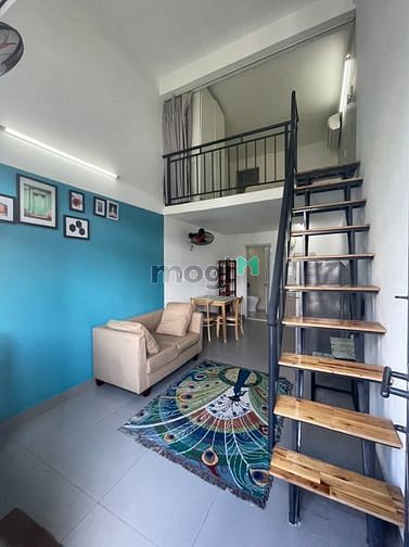 Hình ảnh Phòng phong cách cổ điển nhưng nội thất hiện đại và có gác