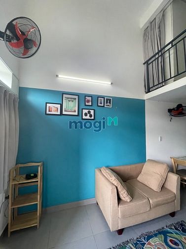 Hình ảnh Phòng phong cách cổ điển nhưng nội thất hiện đại và có gác