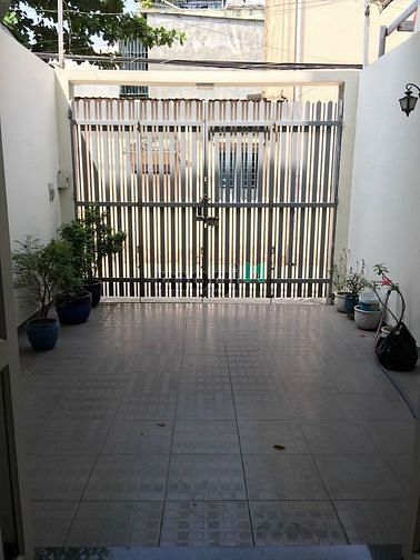 Hình ảnh Cần bán nhà ở đường Lê Văn Việt, quận 9