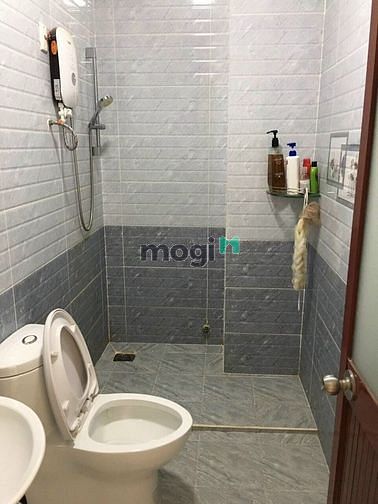 Hình ảnh Cần bán nhà ở đường Lê Văn Việt, quận 9