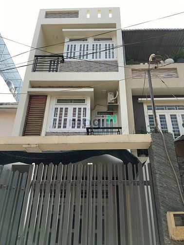 Hình ảnh Cần bán nhà ở đường Lê Văn Việt, quận 9