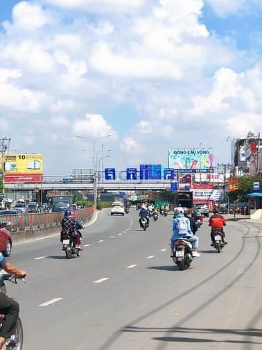 Hình ảnh Đất mặt tiền q.lộ 13 Tp.Thủ Đức