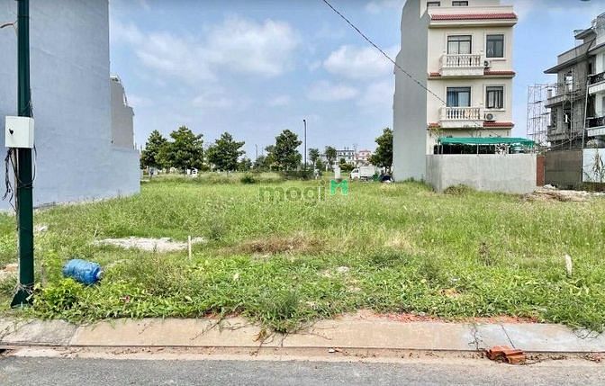 Hình ảnh Bán nhanh đất đường Bát Nàn, Quận 2 ,sổ riêng,100m2 2,5 tỷ