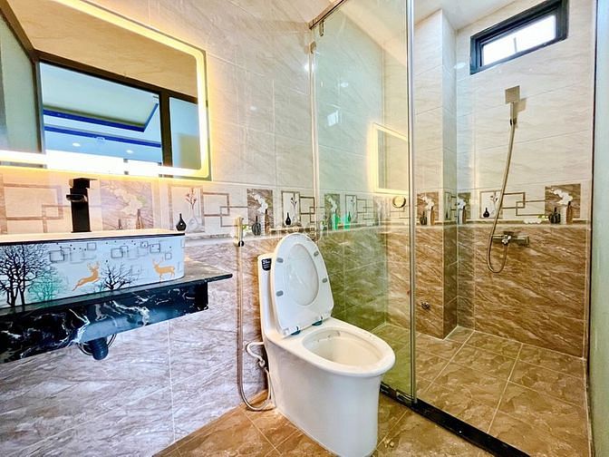 Hình ảnh Mb6623 nạp rút nhanh chóng Phùng Văn Cung có cửa sổ lớn đón gió thoáng mát, full nội thất