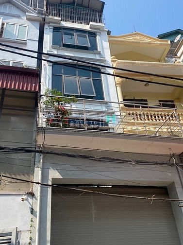Hình ảnh Nhà mặt phố Vũ Trọng Phụng dt 60m x4t, mt 4.3m, giá 40tr/th.