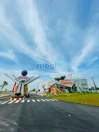Hình ảnh 5 suất ngoại giao cuối cùng 5x20, MT đường mở rộng 32m thủ thừa, LA