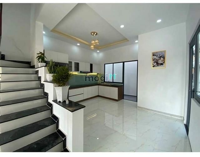 Hình ảnh Cần bán gấp nhà chinh chu,SHR 100%