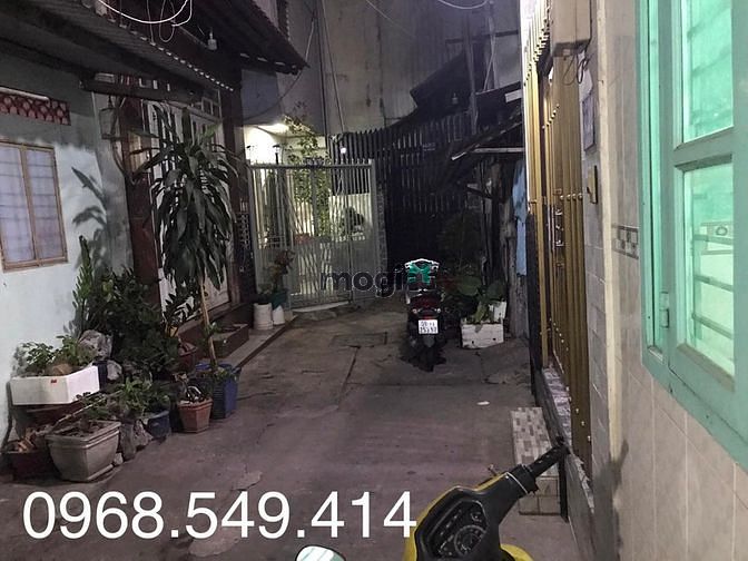 Hình ảnh Nhà Q7, hẻm xe 3 gác - 2PN - Nhà mới- 2 mặt hẻm - Chỉ 3.1 tỷ