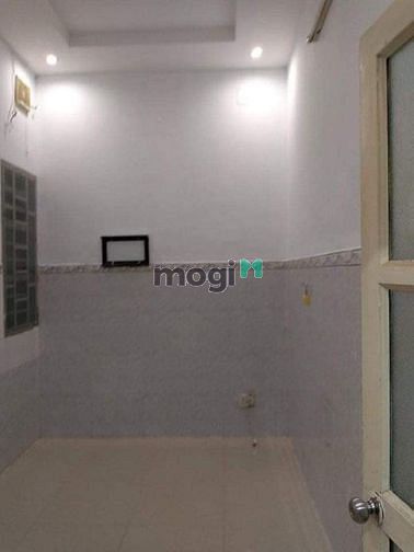 Hình ảnh Bán nhà ngay ngã 3 Long Trường , quận 9