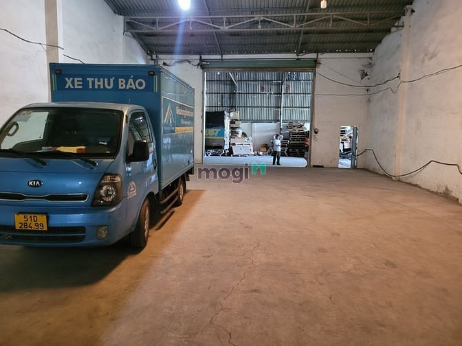 Hình ảnh Kho Xưởng Hà  ngay Ngã Tư Ga. DT 200m