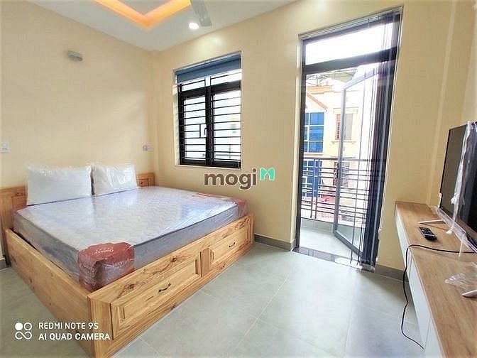 Hình ảnh Phòng ban công, view sân bay Tân Sơn Nhất tuyệt đẹp - Cửu Long ,TB