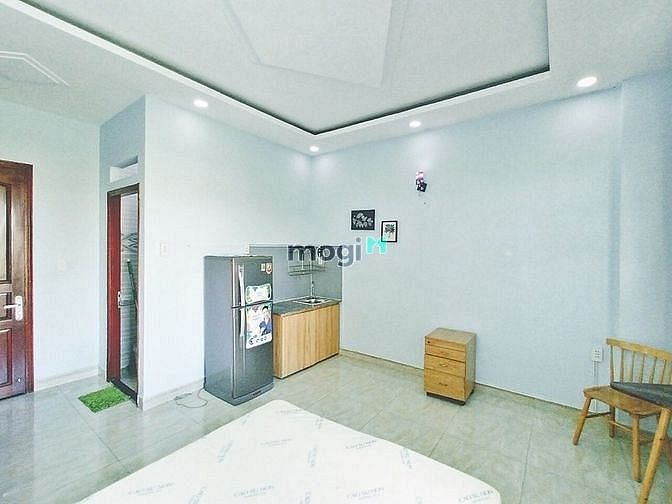 Hình ảnh Phòng ban công Full nội thất mới Đường Nguyễn Thái Bình - Tân Bình