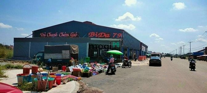 Hình ảnh Bán đất lô mặt đường chợ giá 8,9tr/m