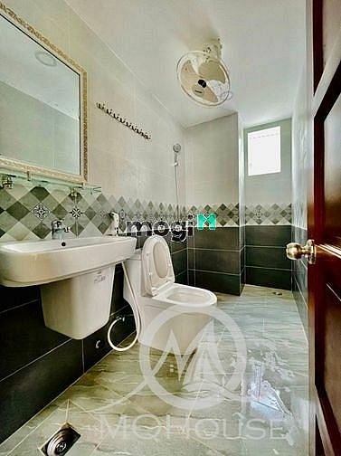 Hình ảnh Căn Hộ Studio mới xây 35m2 Full nội thất đi bộ Sân Bay Tân Sơn Nhất