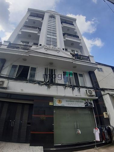Hình ảnh Nhà Tân Bình 6 x 13m, 4 tầng, ô tô qua lại.
