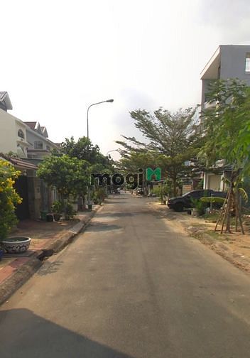 Hình ảnh Chị Chi Cần Tiền Bán Gấp Lô Đất Full Thổ Cư Sổ Hồng Riêng