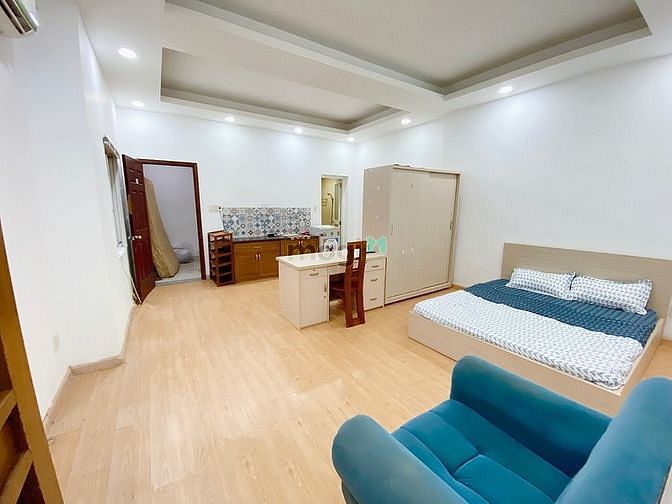 Hình ảnh Duy nhất trống 1PN Full NT có balcon đường Thành Thái gần svđ Phú Thọ