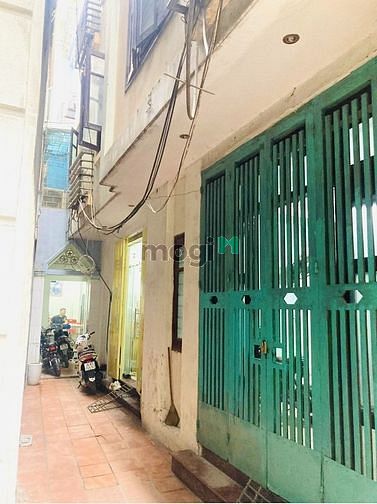 Hình ảnh Bán Nhà 5 Tầng Cầu Giấy chỉ 3,8 Tỷ