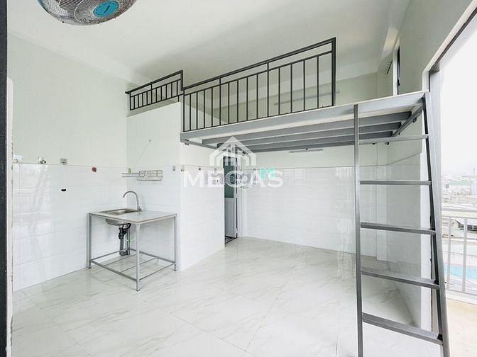 Hình ảnh Phòng mới xây sẵn máy lạnh gần Mã Lò
