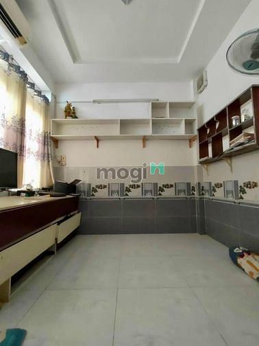 Hình ảnh Cô năm bán nhà về quê đường nguyễn văn nghi, gò vấp