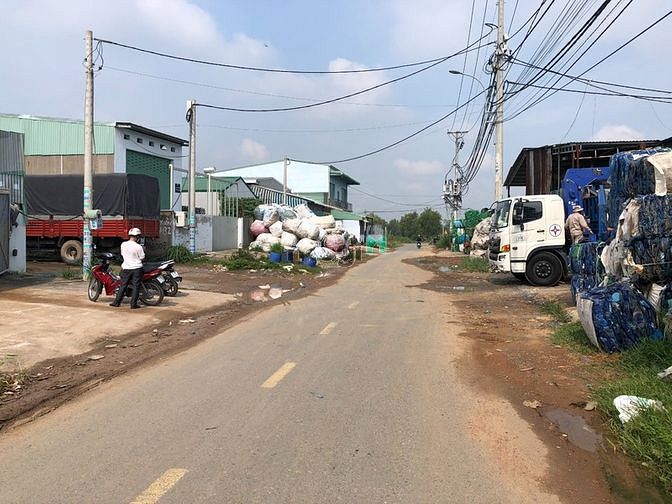 Hình ảnh Đất Mặt Tiền đường , Nguyễn thị Ly , gần Ngã 3 Giồng Hóc Môn