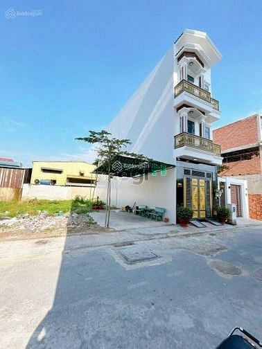Hình ảnh hính chủ cần bán đất mặt tiền 20m phường Bình Trị Đông A quận Bình Tân
