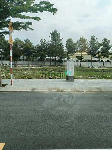 Hình ảnh DA liền kề đường DT743 + Cách VINCOM 3km + Đối diện cổng sau KCN Vsip1