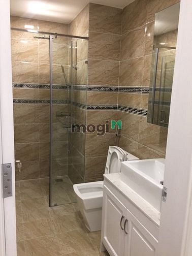 Hình ảnh Cho thuê căn 2PN 2WC 81m2 Gold View Quận 4 nội thất cao cấp giá 18 tr