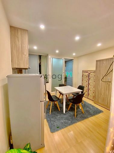 Hình ảnh CHDV Quận 4 - Gần chợ Bến Thành- Diện tích lớn