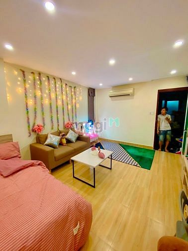 Hình ảnh CHDV Quận 4 - Gần chợ Bến Thành- Diện tích lớn