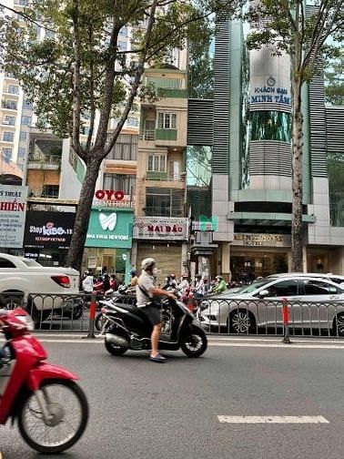 Hình ảnh Hàng nóng! MT Hoàng Hoa Thám: DT 10x18m - HĐT 120tr/tháng - gía chỉ 49