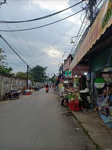 Hình ảnh Bán 82,5m2 đất thổ cư MT Hoàng Phan Thái ngay chợ Bình Chánh.